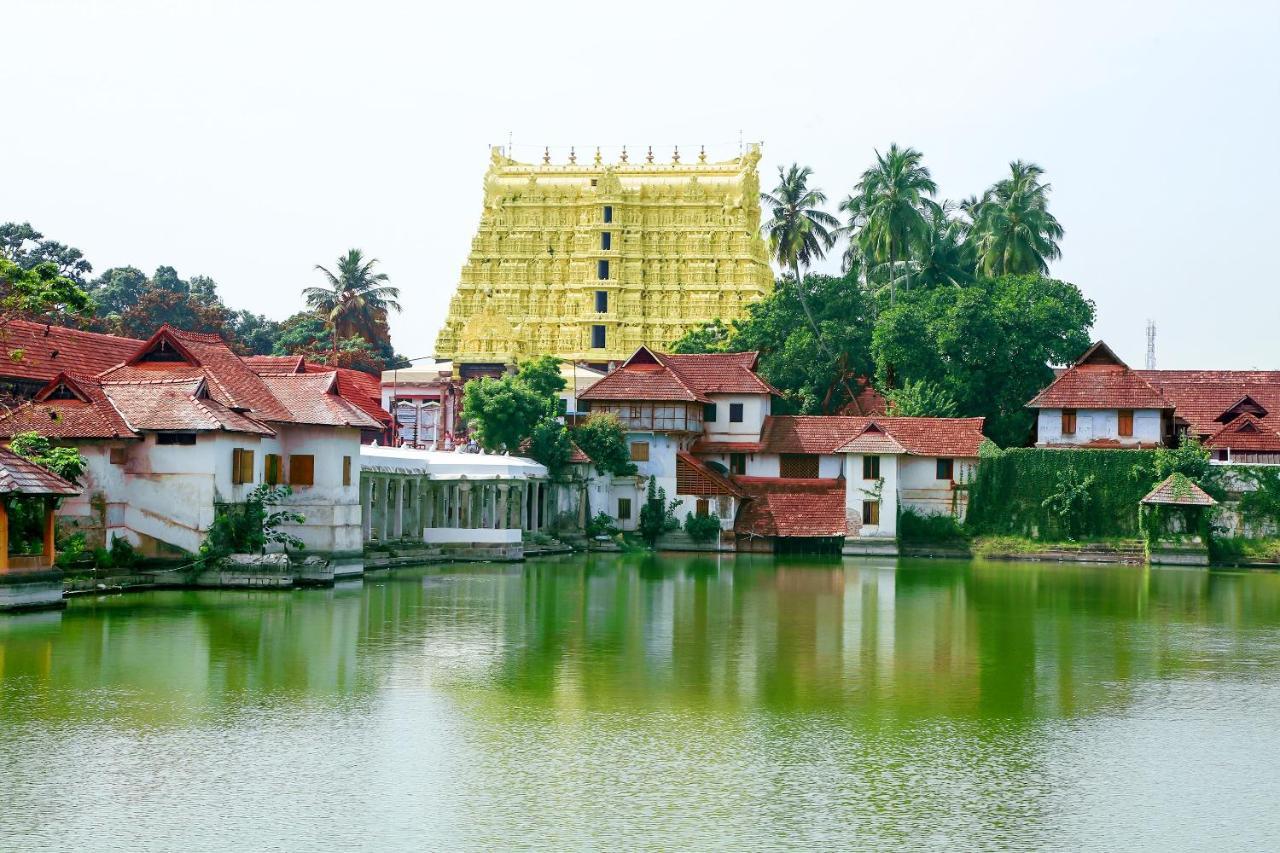 Oyo 7926 Hotel Fort View Thiruvananthapuram Exterior photo